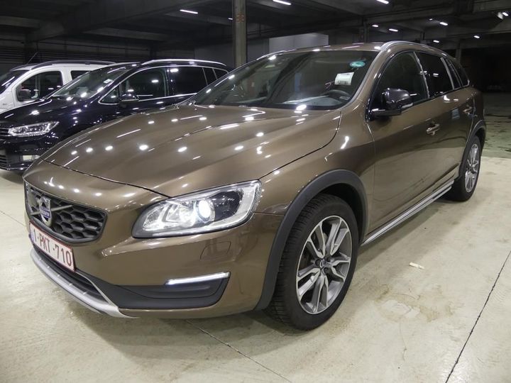 VOLVO V60 CROSS COUNT 2016 yv1fzarcdh1025841