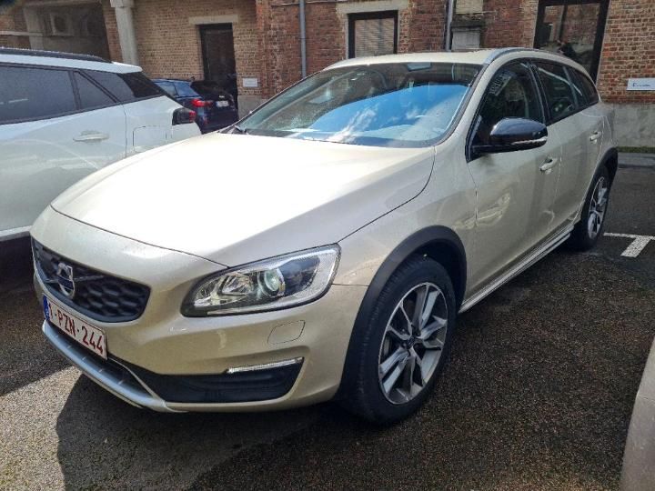 VOLVO V60 CROSS COUNTRY 2016 yv1fzarcdh1028173