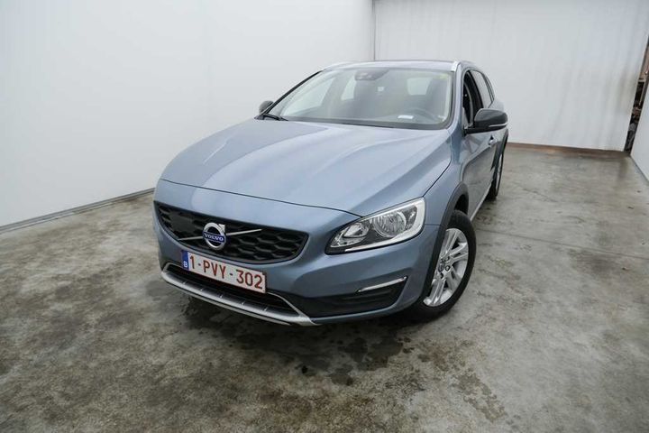 VOLVO V60 CROSS COUNTRY 2016 yv1fzarcdh1028656