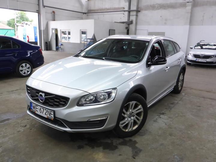 VOLVO V60 CROSS COUNT 2016 yv1fzarcdh1028934