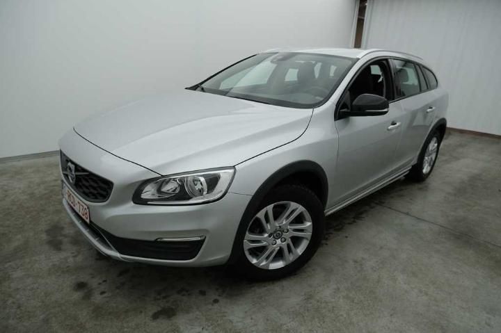 VOLVO V60 CROSS COUNTRY 2016 yv1fzarcdh1031160