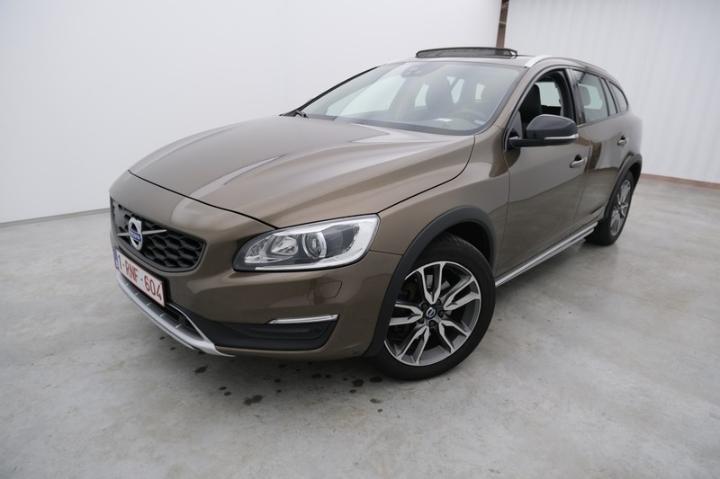 VOLVO V60 CROSS COUNTRY 2017 yv1fzarcdh1033318