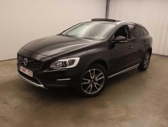 VOLVO V60 CROSS COUNTRY 2017 yv1fzarcdh1033482