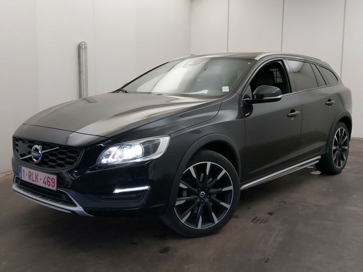 VOLVO V60 2017 yv1fzarcdh1035808