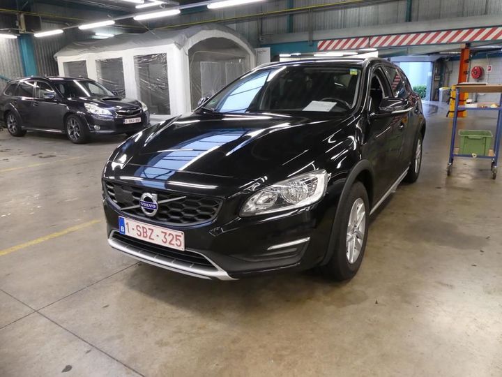 VOLVO V60 CROSS COUNT 2017 yv1fzarcdh1039629