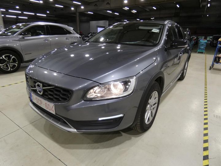 VOLVO V60 CROSS COUNT 2017 yv1fzarcdh1040554