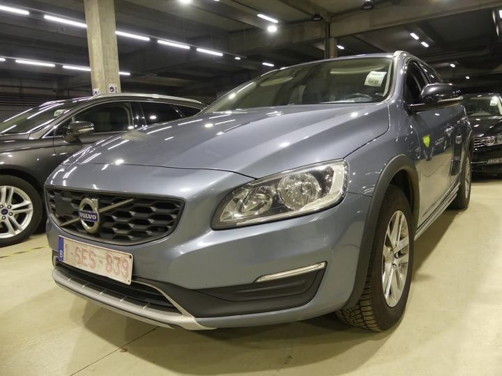 VOLVO V60 CROSS COUNT 2017 yv1fzarcdh1040665