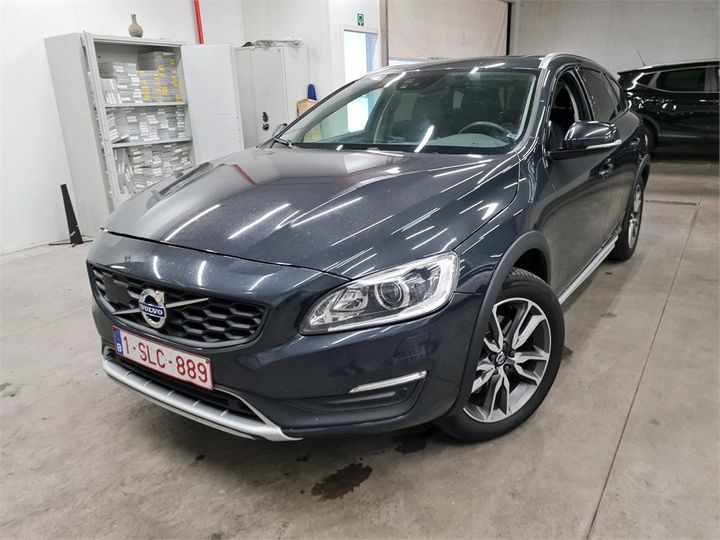 VOLVO V60 CROSS COUNTRY 2017 yv1fzarcdj2042755