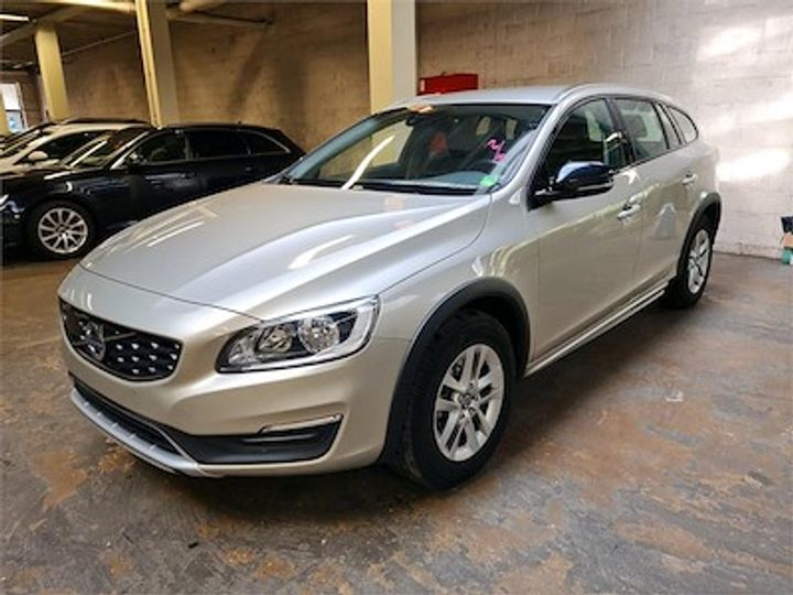 VOLVO V60 CROSS COUNTRY DIESEL 2017 yv1fzarcdj2043355