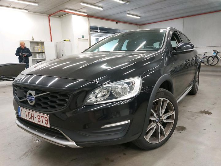 VOLVO V 60 2018 yv1fzarcdj2044438