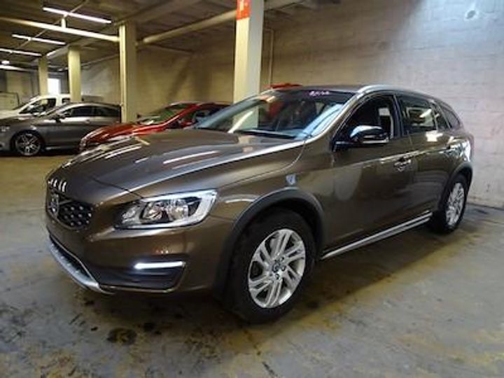 VOLVO V60 CROSS COUNTRY DIESEL 2018 yv1fzarcdj2050242