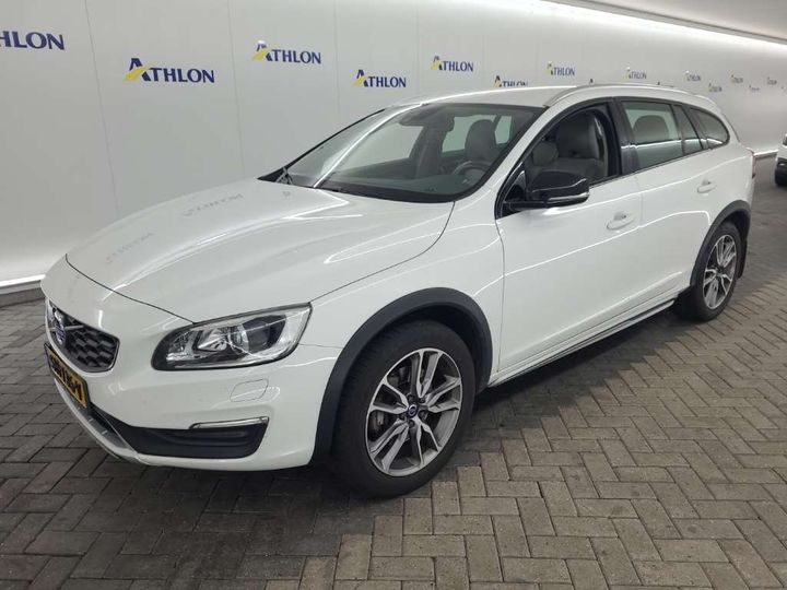 VOLVO V60 CROSS COUNTRY 2018 yv1fzarcdj2050956