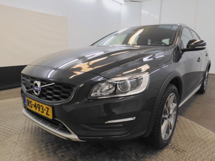 VOLVO V60 CROSS COUNTRY 2018 yv1fzarcdj2051238