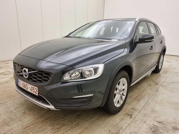 VOLVO V60 2018 yv1fzarcdj2055008