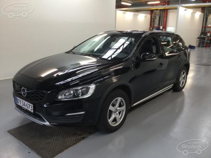 VOLVO V60 CROSS COUNTRY 2018 yv1fzarcdj2055613