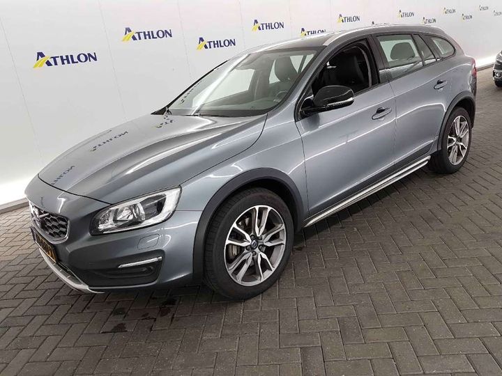 VOLVO V60 CROSS COUNTRY 2018 yv1fzarcdj2058945