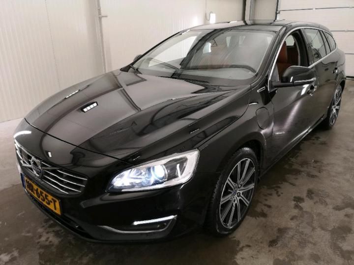 VOLVO V60 2015 yv1gddch0g1314338