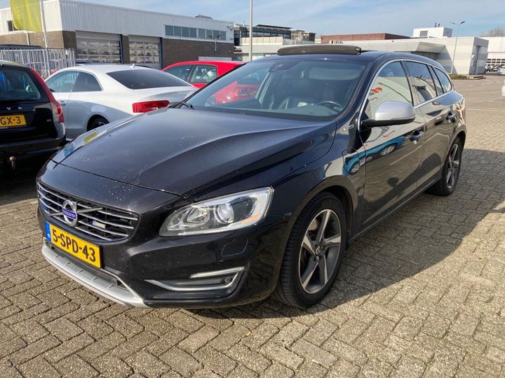 VOLVO V60 2013 yv1gwaa50e1168893