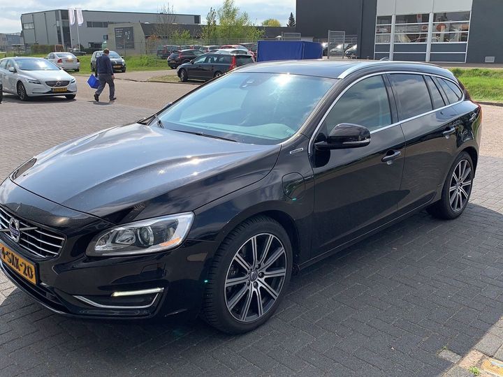 VOLVO V60 2013 yv1gwaa50e1174576