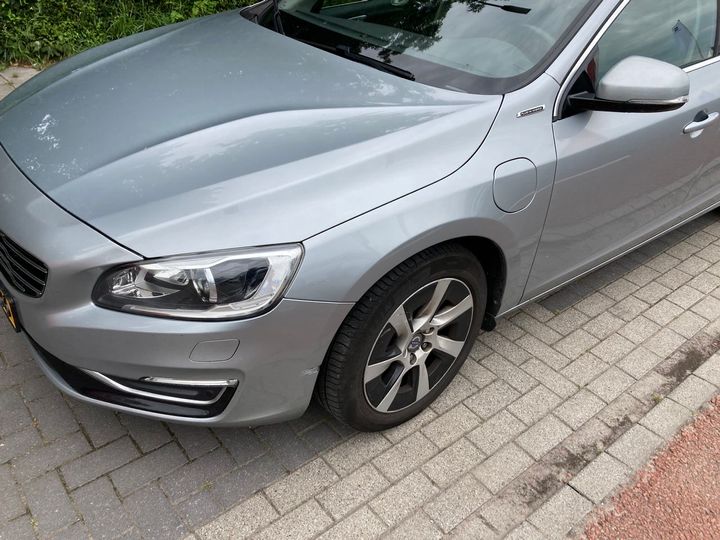 VOLVO V60 2013 yv1gwaa50e1176290