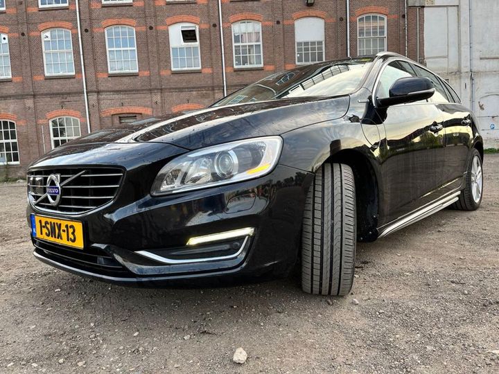 VOLVO V60 2013 yv1gwaa50e1177785