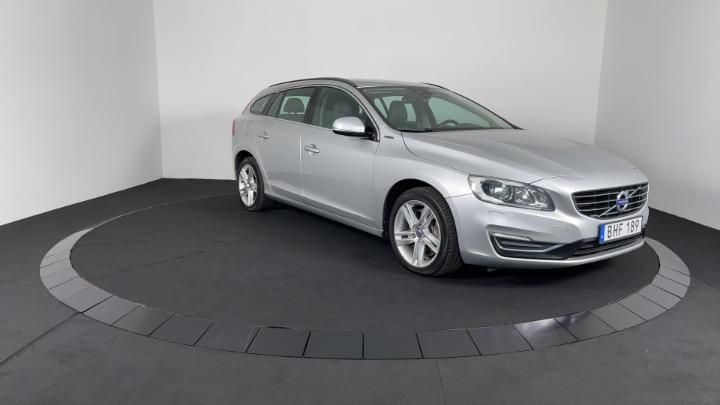 VOLVO V60 ESTATE 2014 yv1gwaa50e1202960