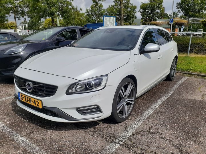 VOLVO V60 2015 yv1gwaa50f1248310