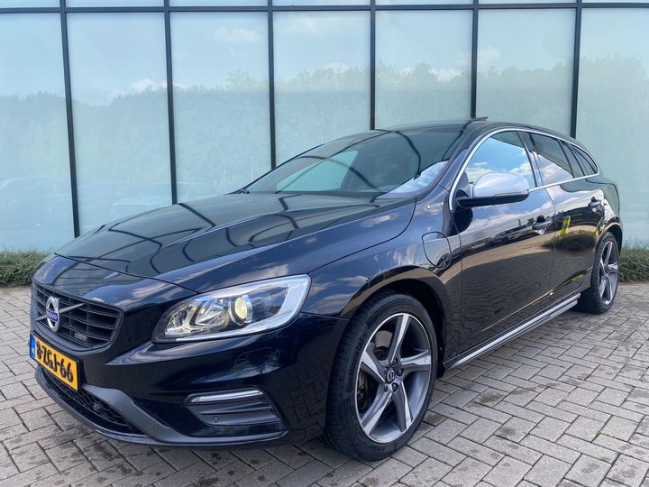 VOLVO V60 2015 yv1gwaa50f1252038