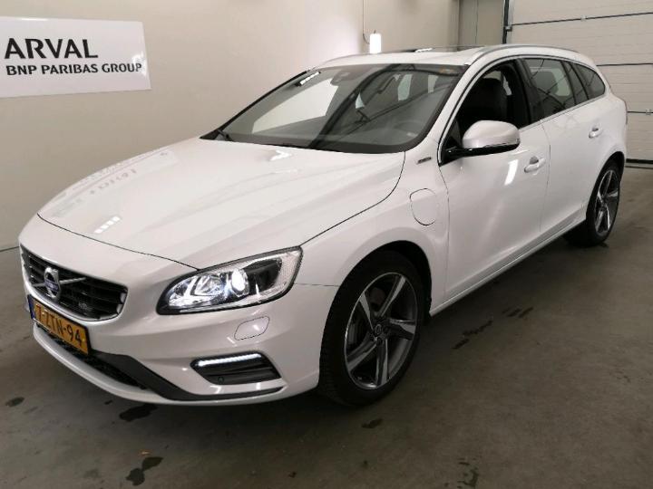 VOLVO V60 2015 yv1gwaa50f1252554