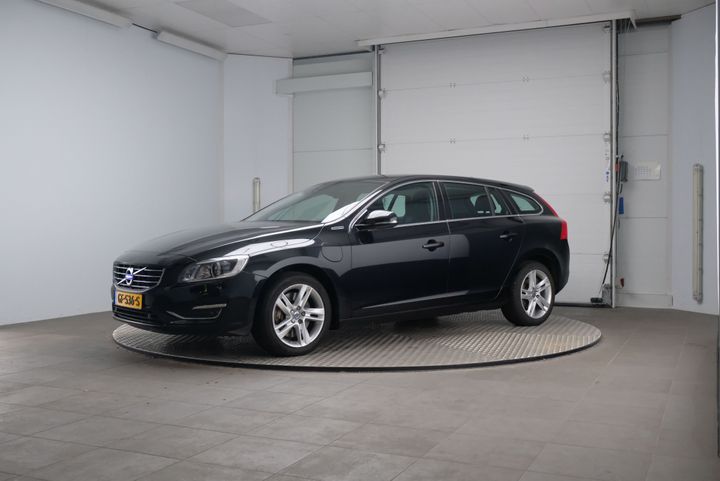 VOLVO V60 2015 yv1gwaa50f1271727