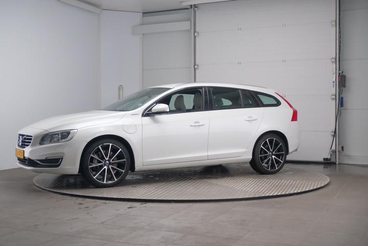 VOLVO V60 2015 yv1gwbnh0g1294227