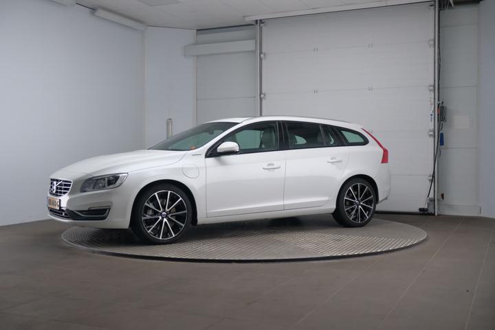 VOLVO V60 2015 yv1gwbnh0g1295179