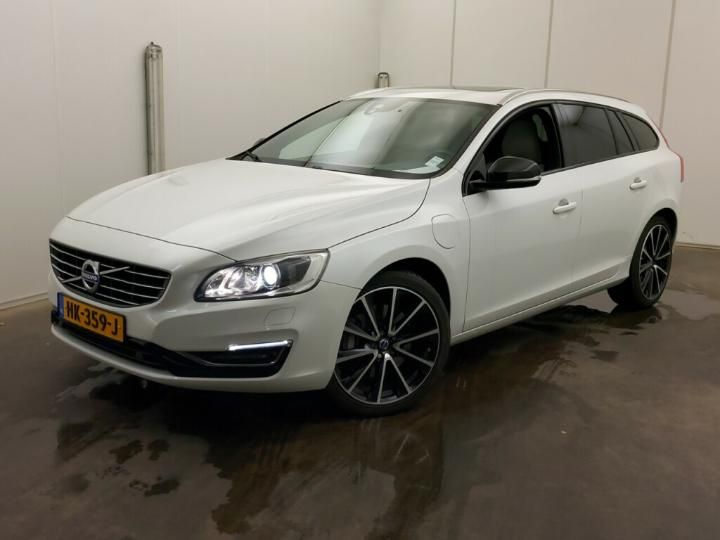 VOLVO V60 2015 yv1gwbnh0g1297187