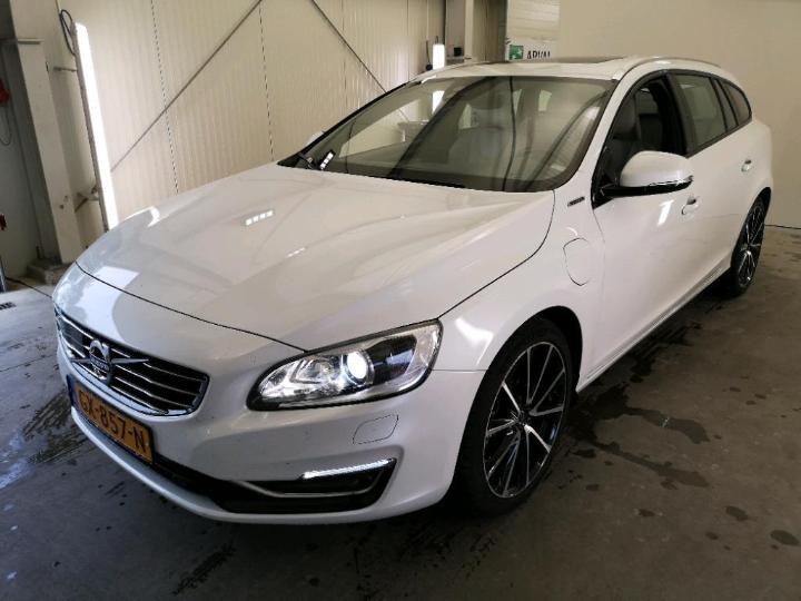 VOLVO V60 2015 yv1gwbnh0g1297274