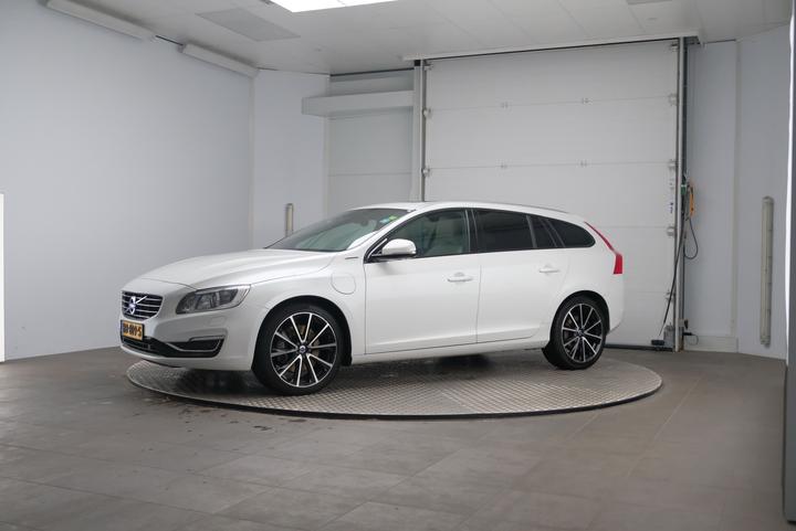 VOLVO V60 2015 yv1gwbnh0g1297863