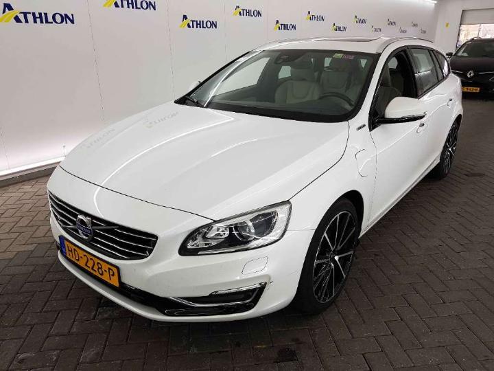 VOLVO V60 2015 yv1gwbnh0g1298848