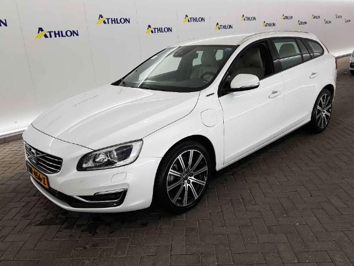 VOLVO V60 2015 yv1gwbnh0g1299393