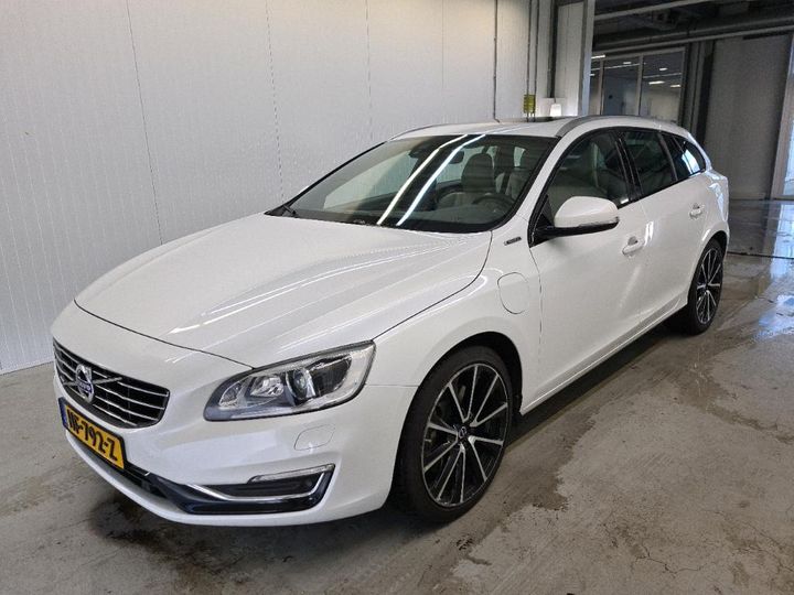 VOLVO V60 2015 yv1gwbnh0g1301287