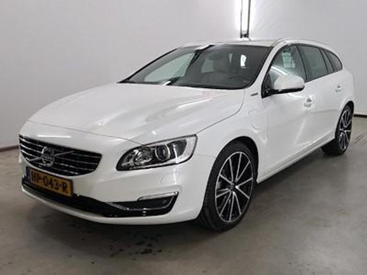 VOLVO V60 2015 yv1gwbnh0g1302235