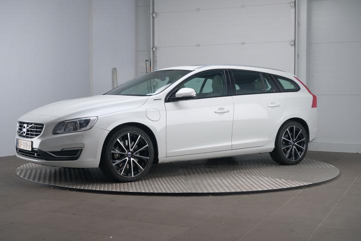 VOLVO V60 2015 yv1gwbnh0g1302316