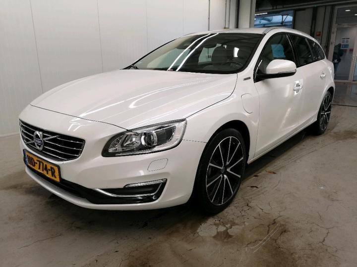 VOLVO V60 2015 yv1gwbnh0g1302450