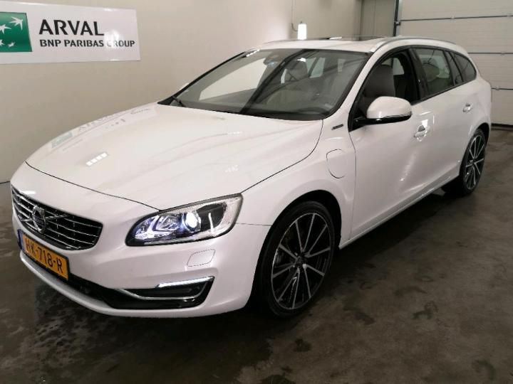 VOLVO V60 2015 yv1gwbnh0g1308580