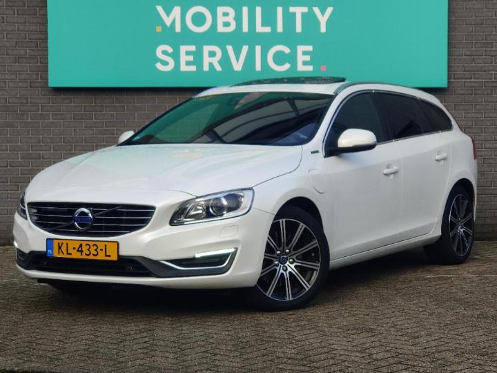 VOLVO V60 2015 yv1gwbnh0g1309150