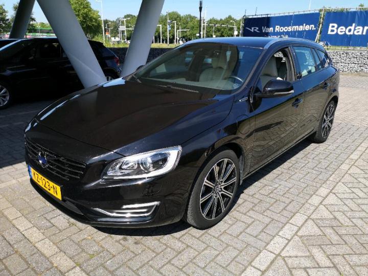 VOLVO V60 2016 yv1gwbnh0h1340229