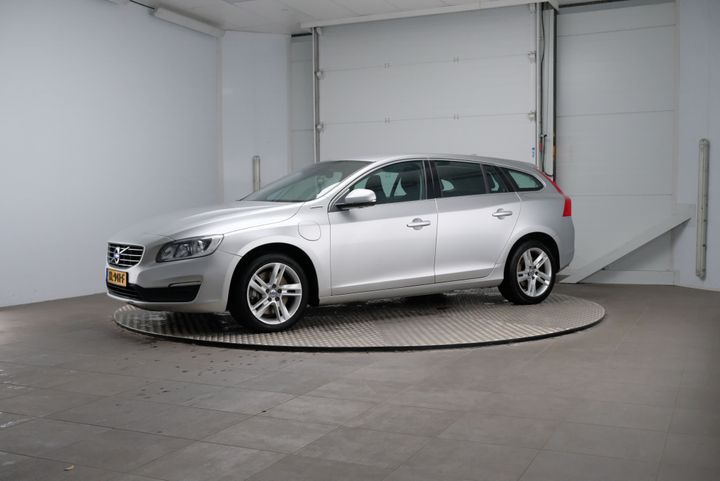 VOLVO V60 2016 yv1gwbnh0h1341426