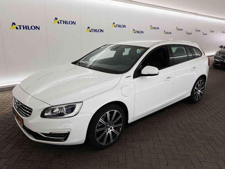 VOLVO V60 2016 yv1gwbnh0h1348221