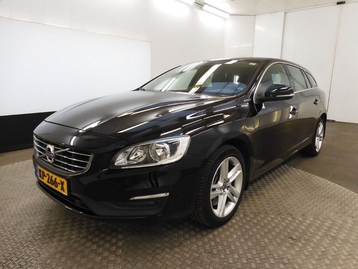 VOLVO V60 2016 yv1gwbnh0h1349039