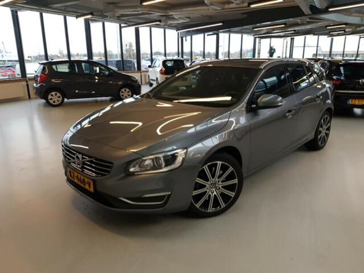 VOLVO V60 2016 yv1gwbnh0h1353912