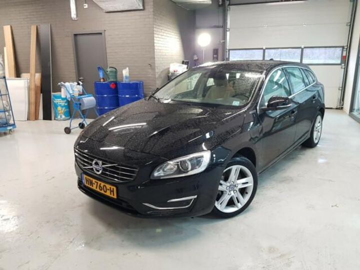 VOLVO V60 2015 yv1gwdch061311098