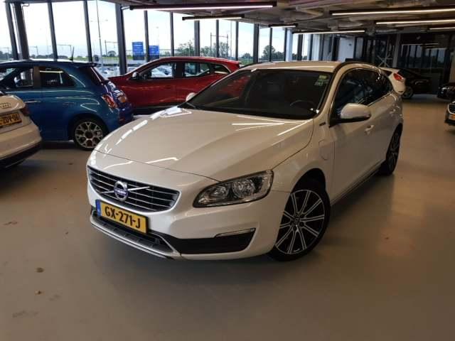 VOLVO V60 2015 yv1gwdch0g1294883